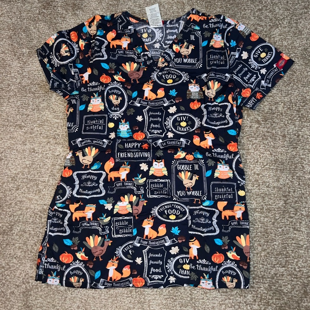 Dickies Dark Gray Fall Thanksgiving Friendsgiving Holiday Women’s Scrubs Top XS